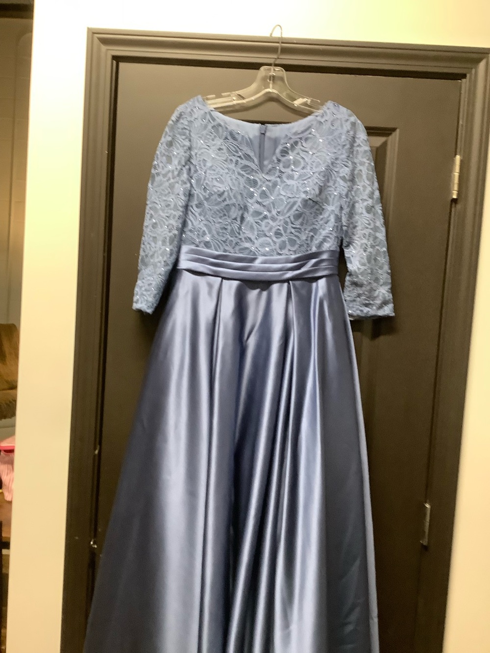 Mother of the bride/groom dress